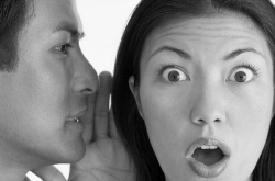 ΢�Ź��ں�ҥ��������ý������Ҫ��̷�˼